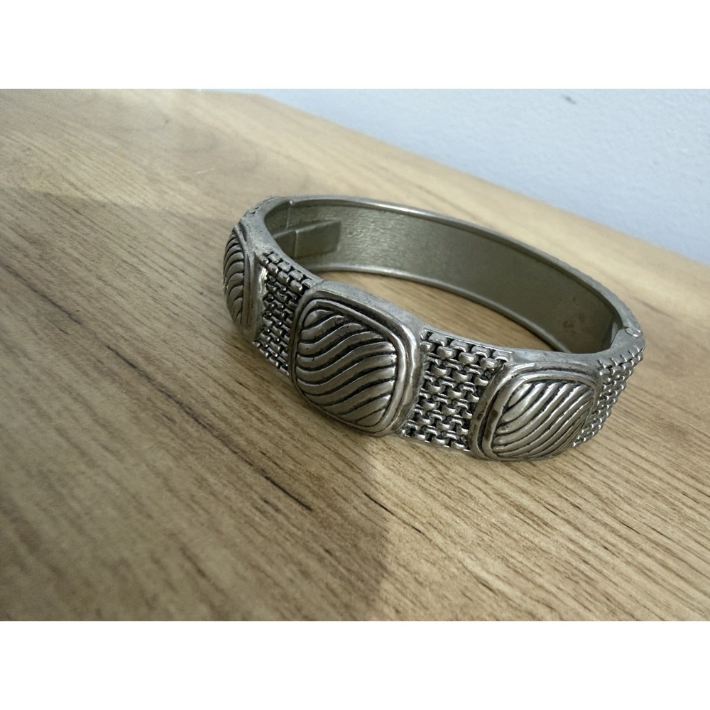 Vintage Silver Tone Hinged Clamper Bangle Alternating Basketweave 6.5"